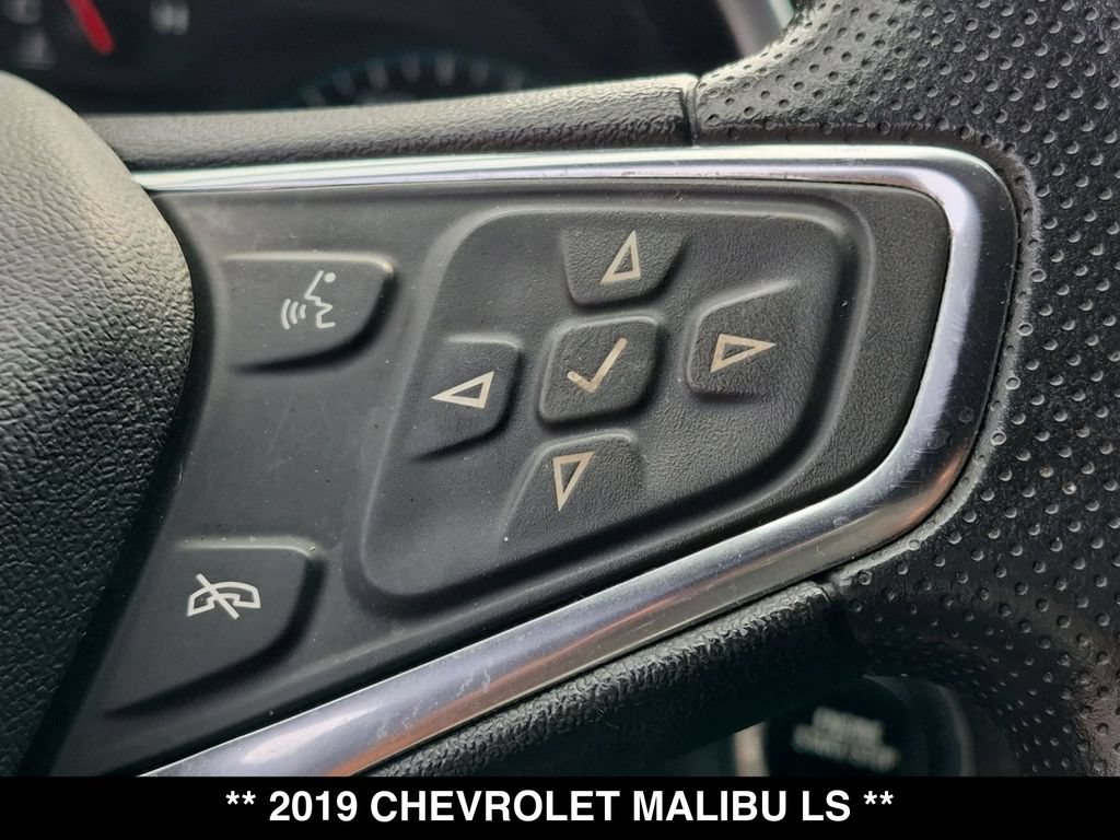 Used 2019 Chevrolet Malibu LS FWD image 6