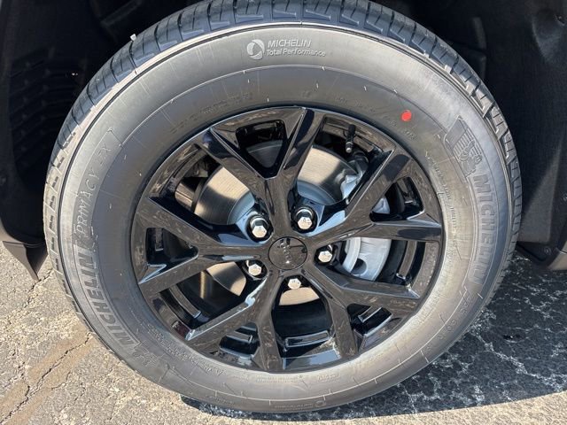 New 2025 Jeep Grand Cherokee Altitude AWD/4WD image 28