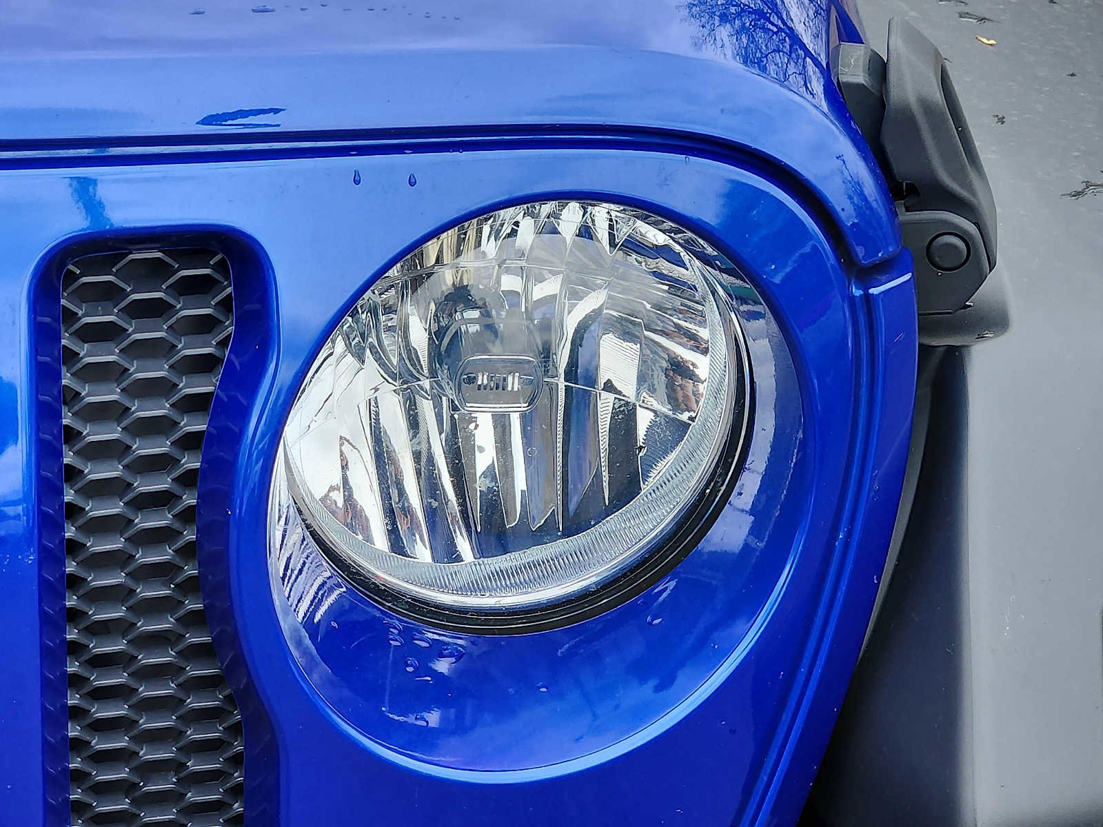 Used 2019 Jeep Wrangler Unlimited Sport S AWD/4WD image 9