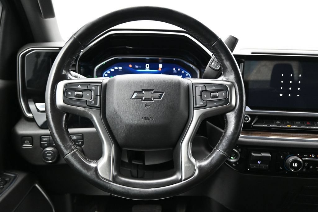 Used 2022 Chevrolet Silverado 1500 RST w/ Z71 Off-Road Package AWD/4WD image 16