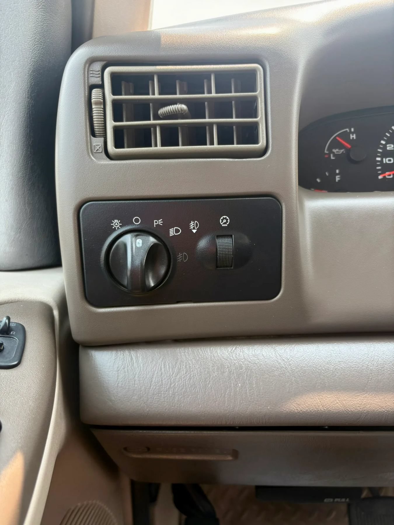 Used 2003 Ford F350 Lariat AWD/4WD image 31