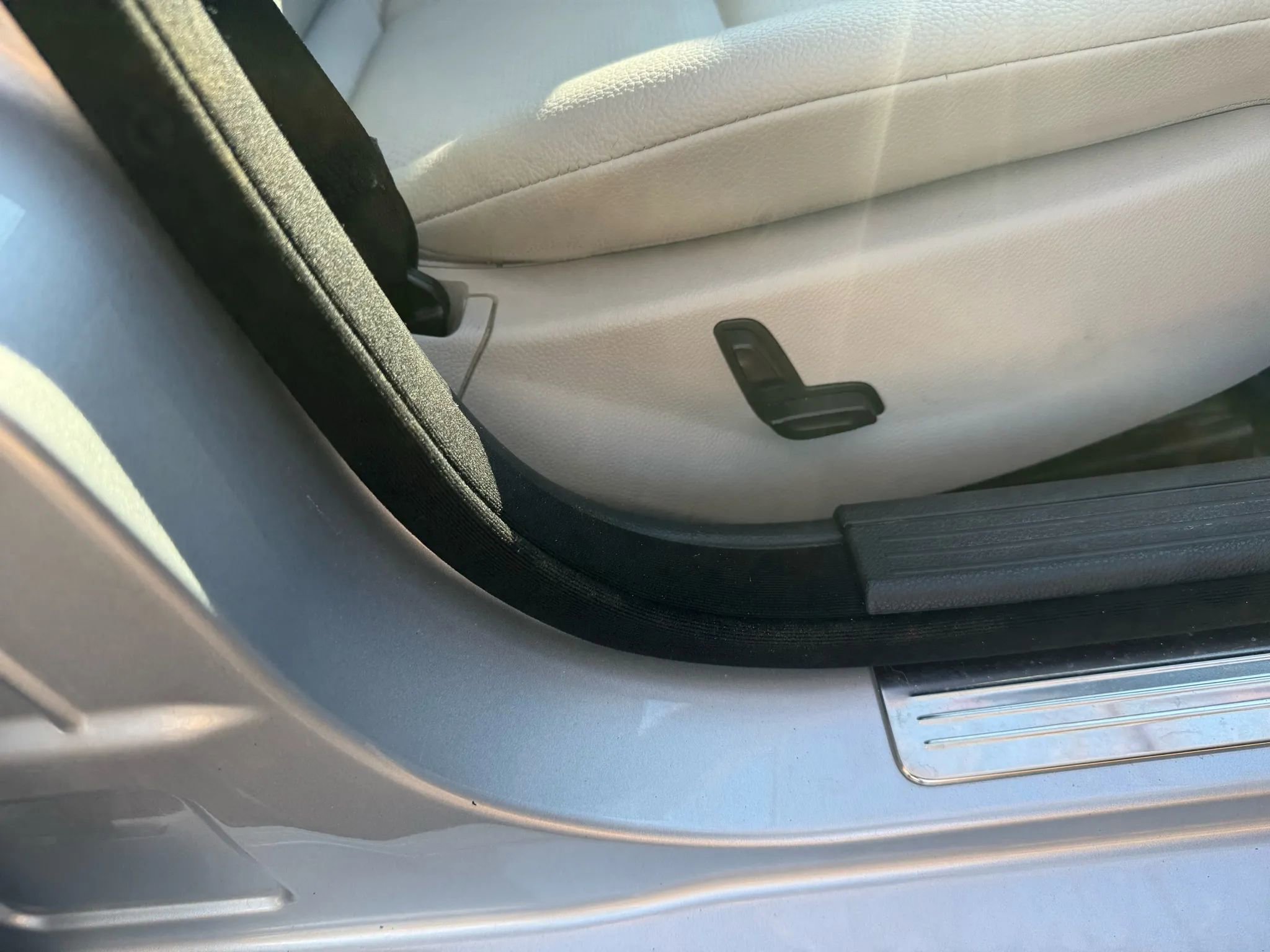 Used 2013 Mercedes-Benz C 250 Sedan image 26