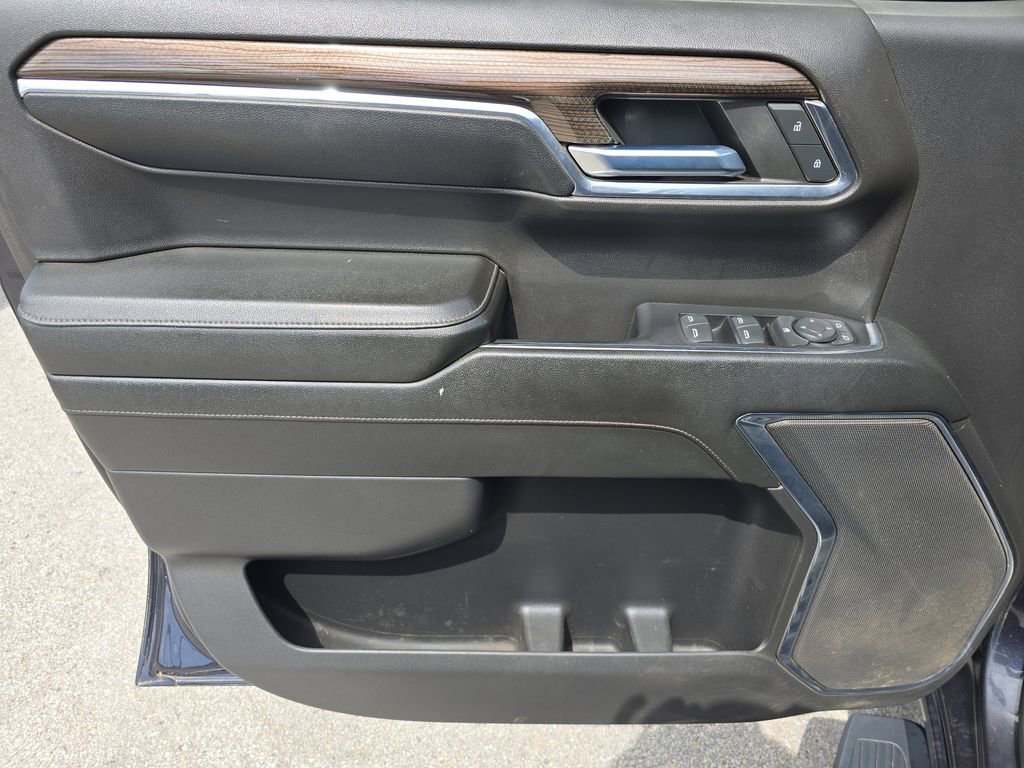 Used 2024 Chevrolet Silverado 1500 LT Trail Boss image 16