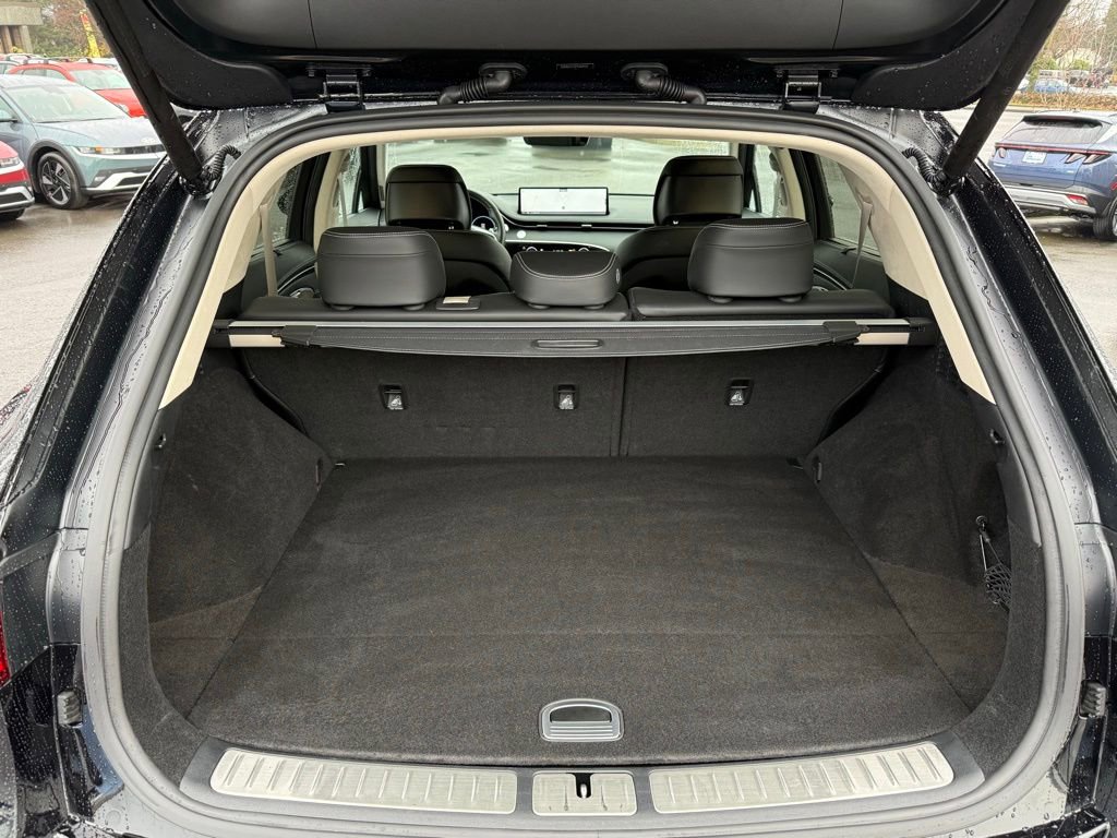 Used 2025 Genesis Electrified GV70 Advanced w/ Prestige Package image 11