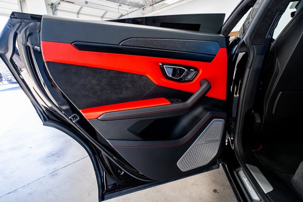 Used 2021 Lamborghini Urus image 61