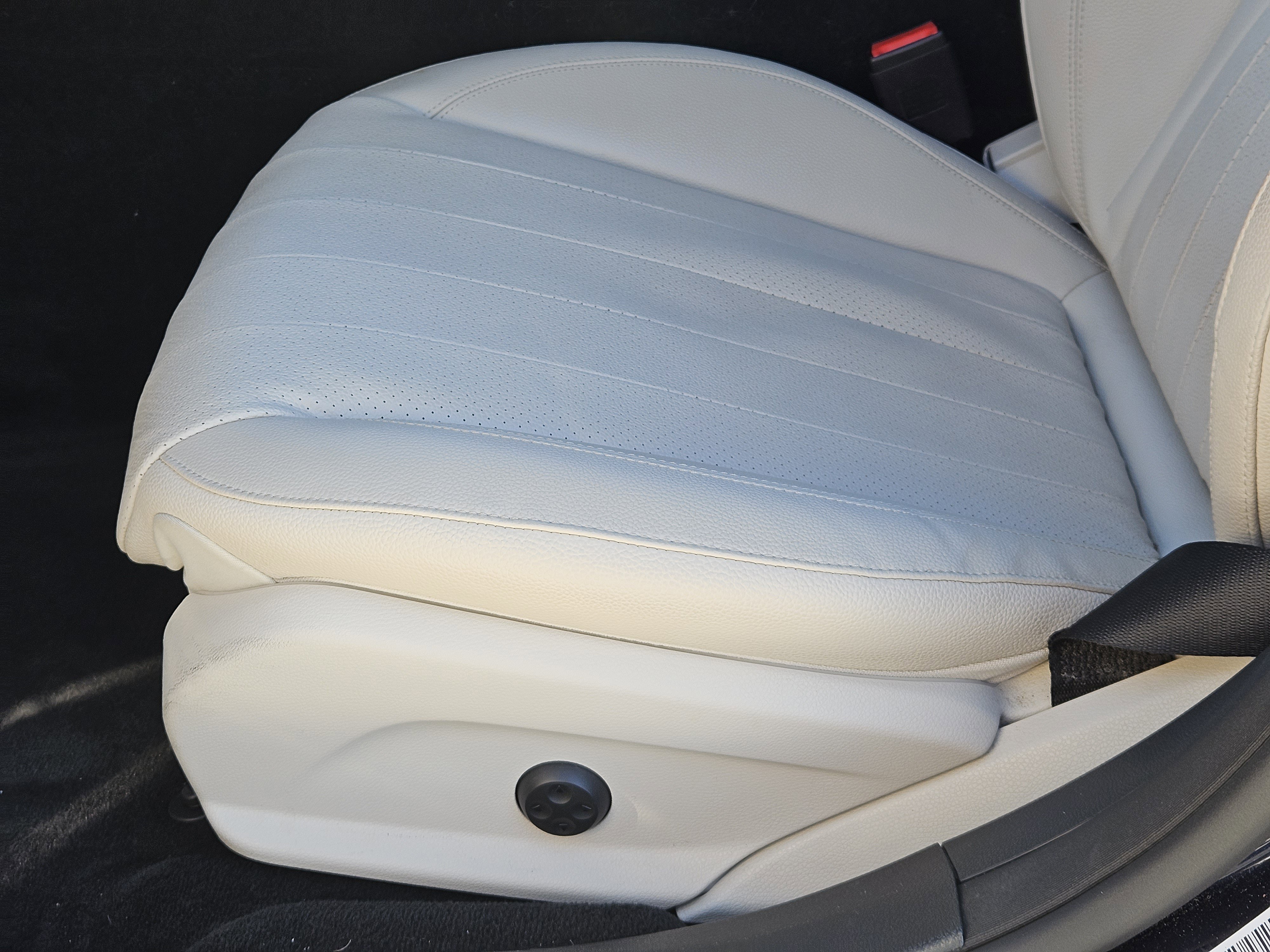 Certified 2022 Mercedes-Benz E 350 Sedan image 25