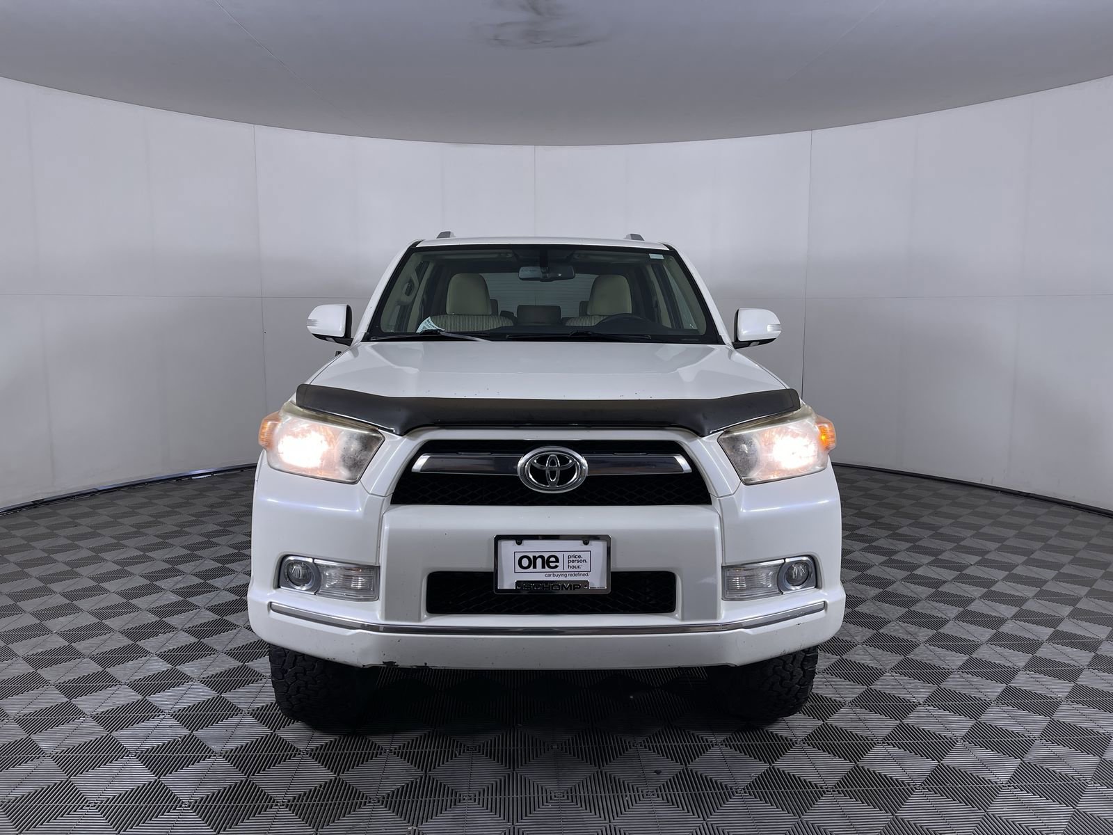 Used 2010 Toyota 4Runner SR5 AWD/4WD image 28