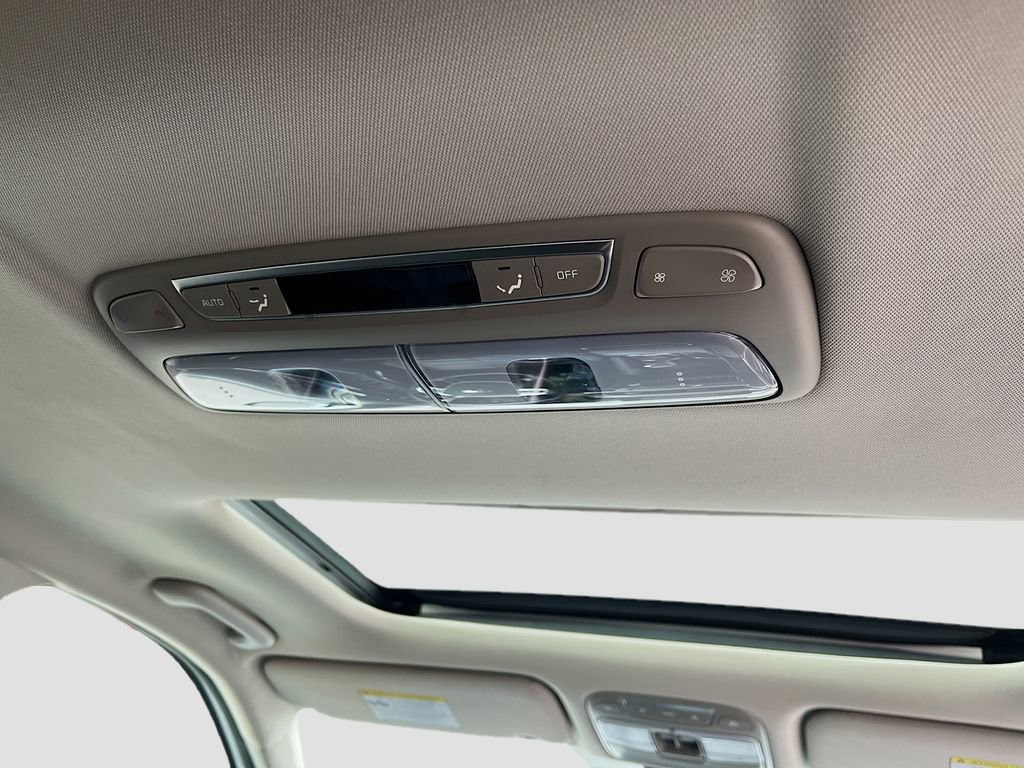 Used 2021 Kia Telluride SX w/ Nightfall Edition Package image 27