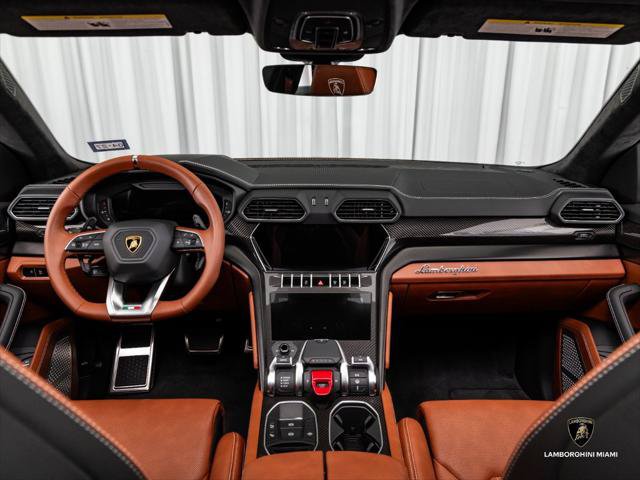 Used 2024 Lamborghini Urus S AWD/4WD image 29