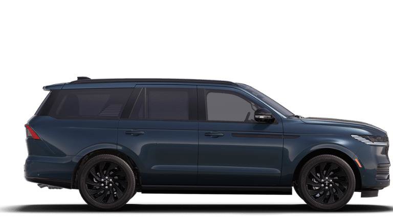 New 2025 Lincoln Navigator Reserve w/ Jet Appearance Package image 5