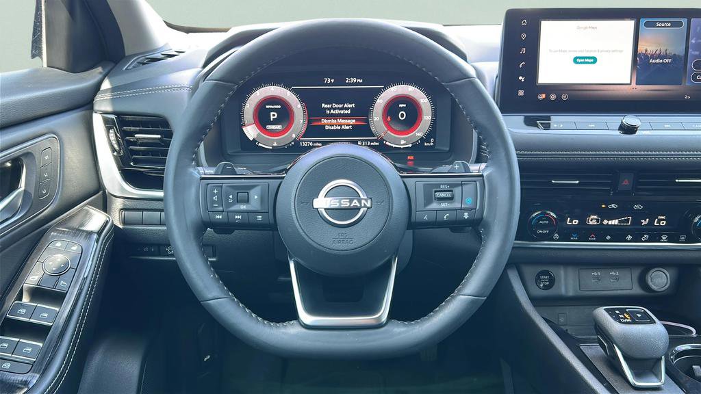 Used 2024 Nissan Rogue SL w/ SL Premium Package image 9