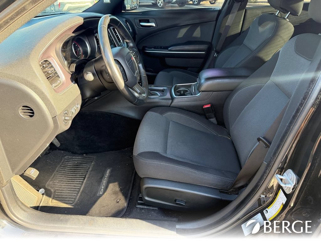 Used 2016 Dodge Charger SE w/ Popular Equipment Group RWD image 13
