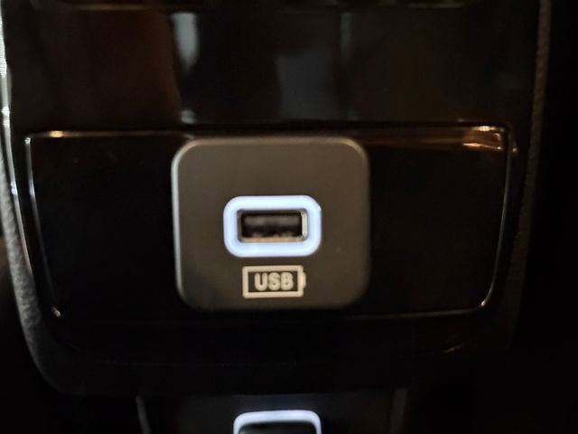 Used 2022 Jeep Compass Limited image 15