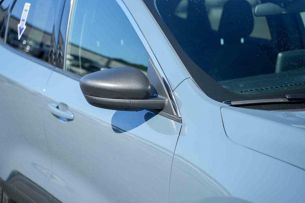 Used 2023 Ford Escape Active AWD/4WD image 9