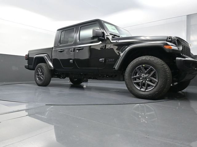 New 2026 Jeep Gladiator Sport image 20