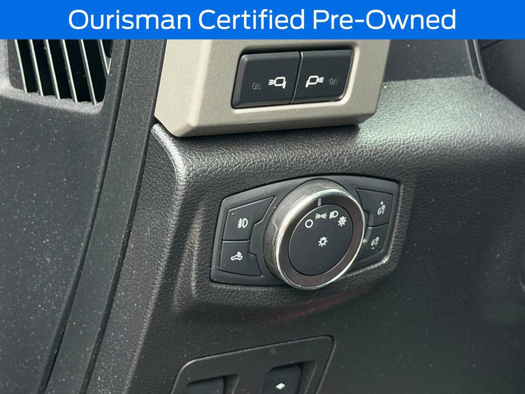 Used 2019 Ford F150 Lariat w/ Equipment Group 502A Luxury AWD/4WD image 33