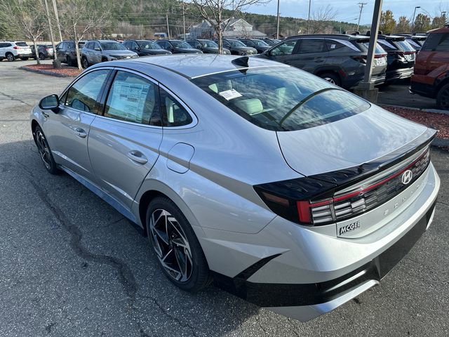 New 2026 Hyundai Sonata SEL FWD image 3