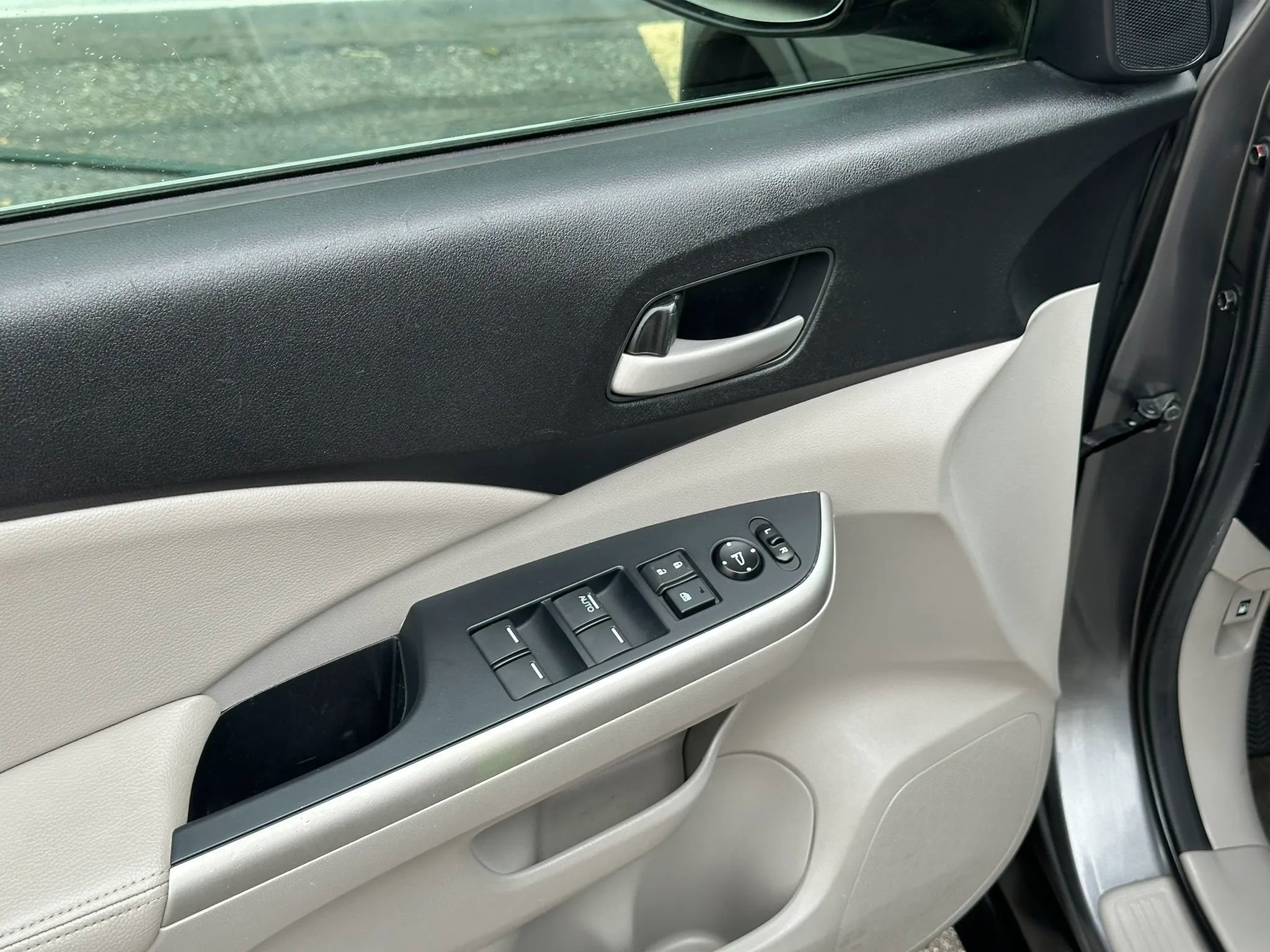 Used 2014 Honda CR-V EX-L image 10