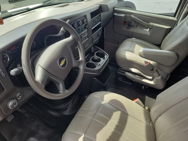 Used 2021 Chevrolet Express 2500 Extended RWD image 10