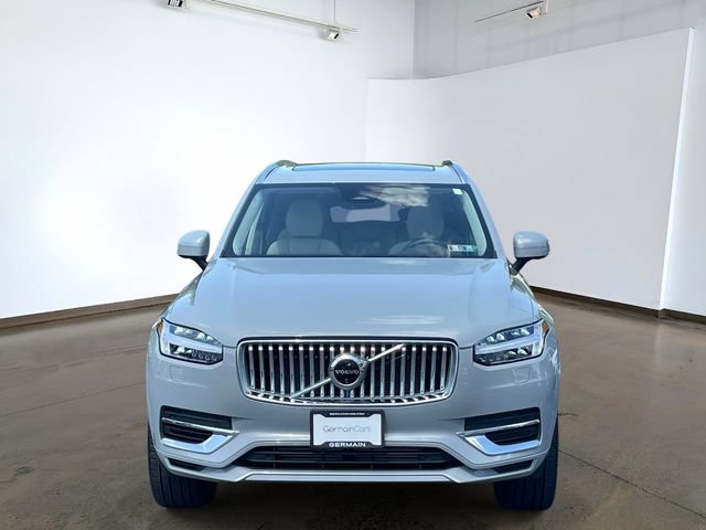 Used 2025 Volvo XC90 T8 Plus w/ Protection Package Premier AWD/4WD image 2