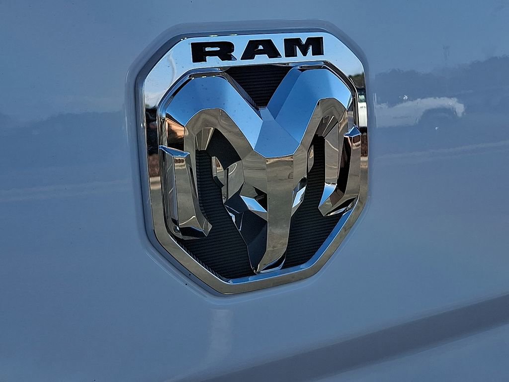 Used 2023 RAM 3500 Tradesman w/ Chrome Appearance Group image 29