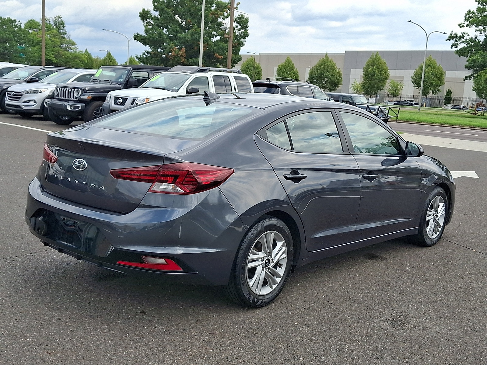 Used 2020 Hyundai Elantra Value Edition FWD image 6