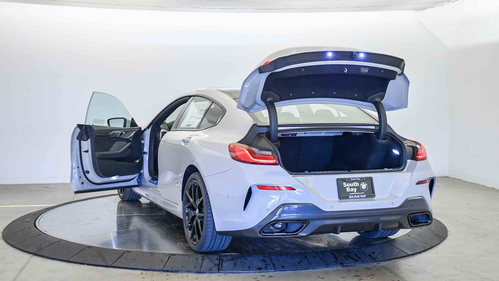 New 2026 BMW 840i RWD image 32