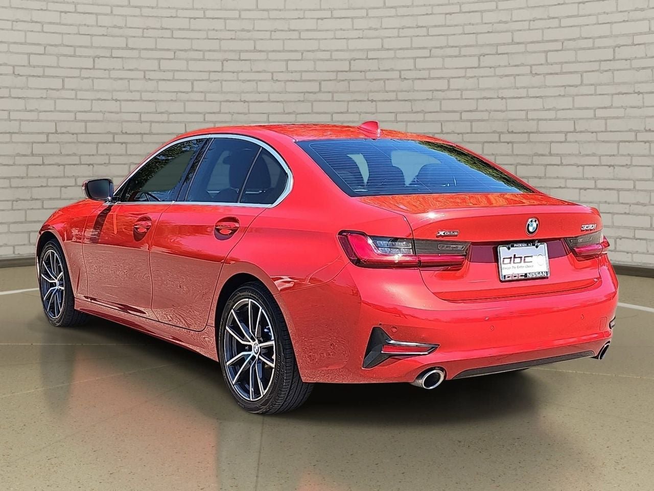 Used 2019 BMW 330i xDrive Sedan w/ Premium Package AWD/4WD image 7