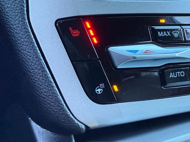 Used 2023 Ford Explorer XLT w/ Equipment Group 202A image 9