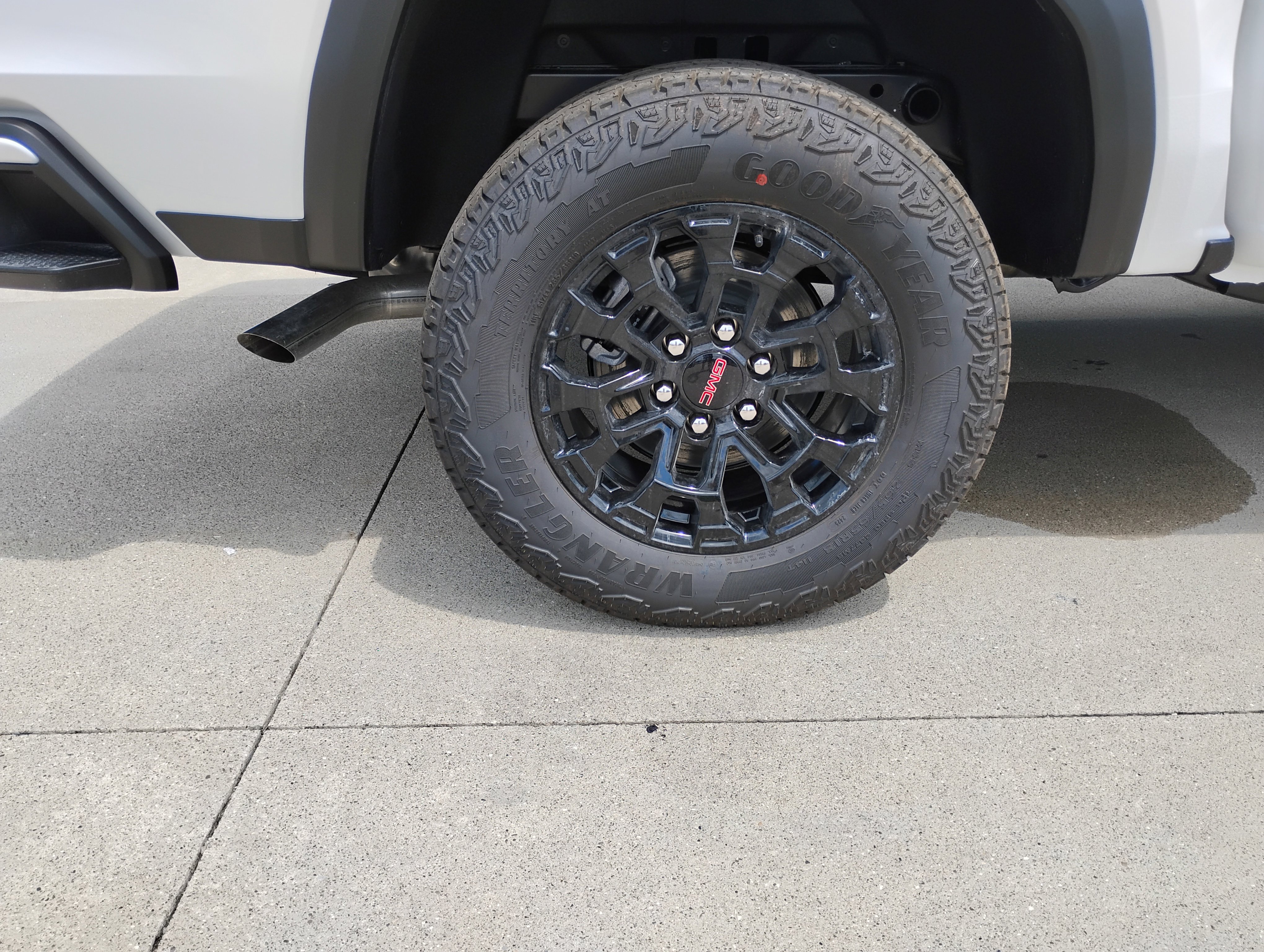 New 2026 GMC Canyon Elevation w/ Convenience Package image 30