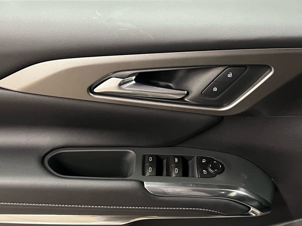 New 2026 Chevrolet Traverse LT w/ Midnight/Sport Edition image 13