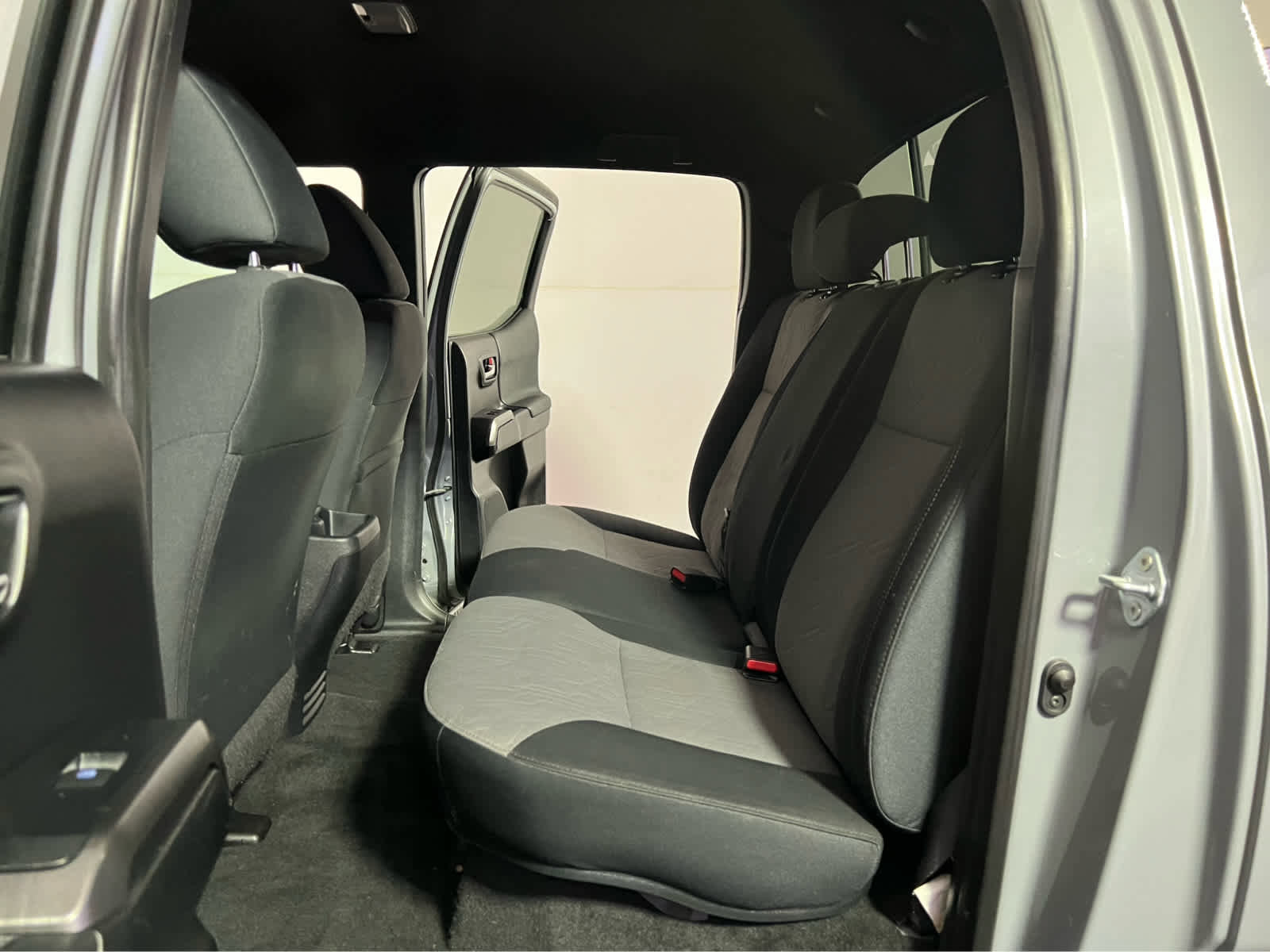 Used 2021 Toyota Tacoma TRD Off-Road w/ Technology Package image 20