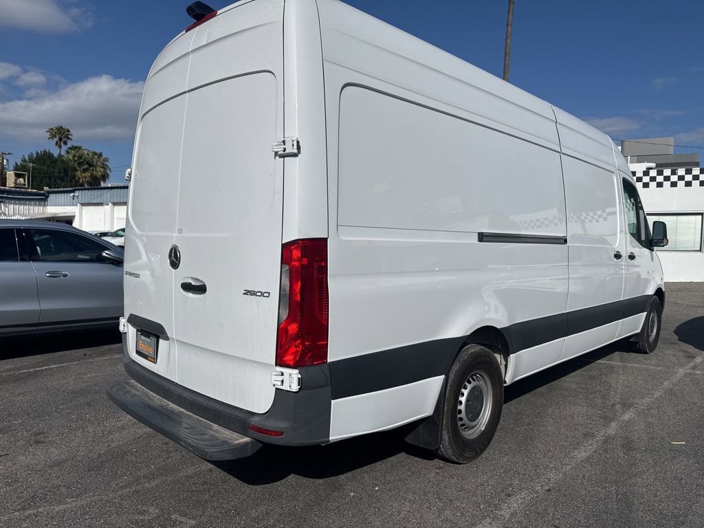 Used 2023 Mercedes-Benz Sprinter 2500 image 5