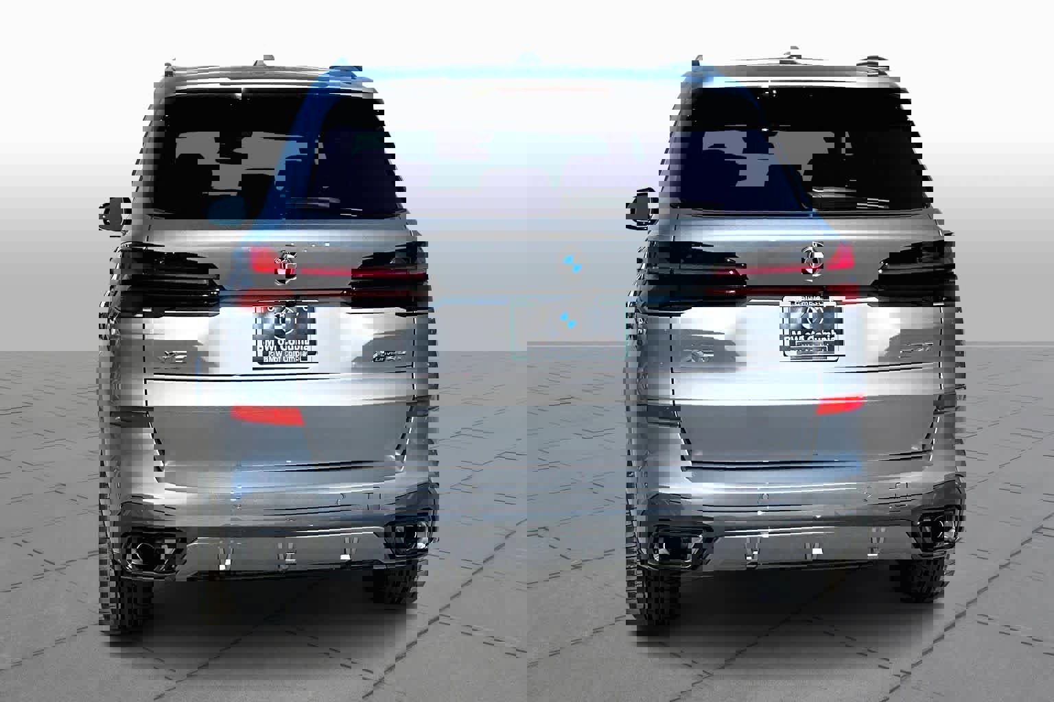 New 2026 BMW i5 eDrive40 w/ Executive Package image 4