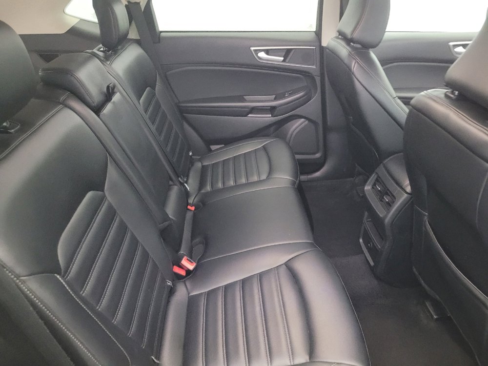 Used 2023 Ford Edge SEL image 19