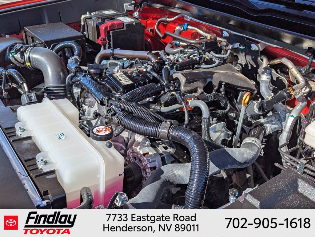 Certified 2025 Toyota Tacoma SR5 AWD/4WD image 33