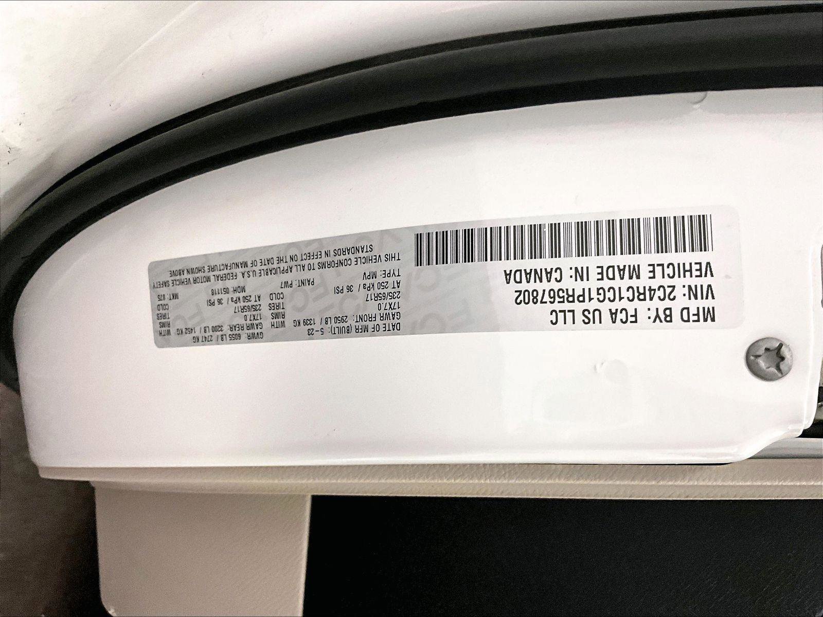 Used 2023 Chrysler Voyager LX image 33