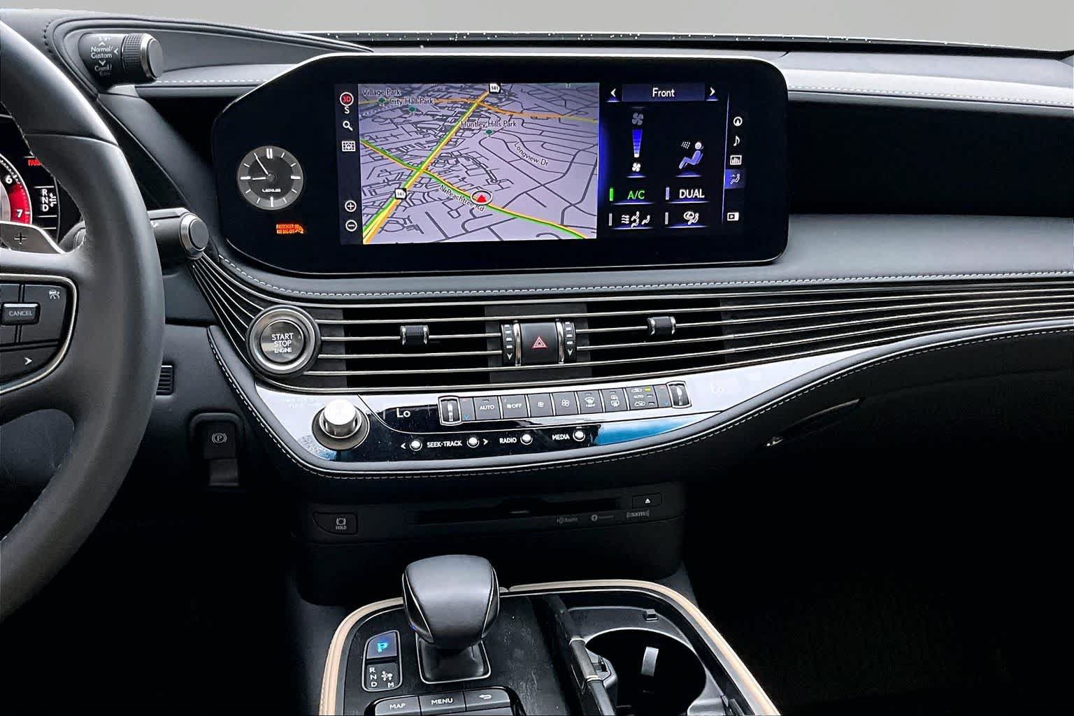Used 2022 Lexus LS 500 AWD w/ Accessory Package (Z2) image 7
