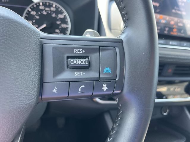 Used 2025 Nissan Rogue SV AWD/4WD image 31