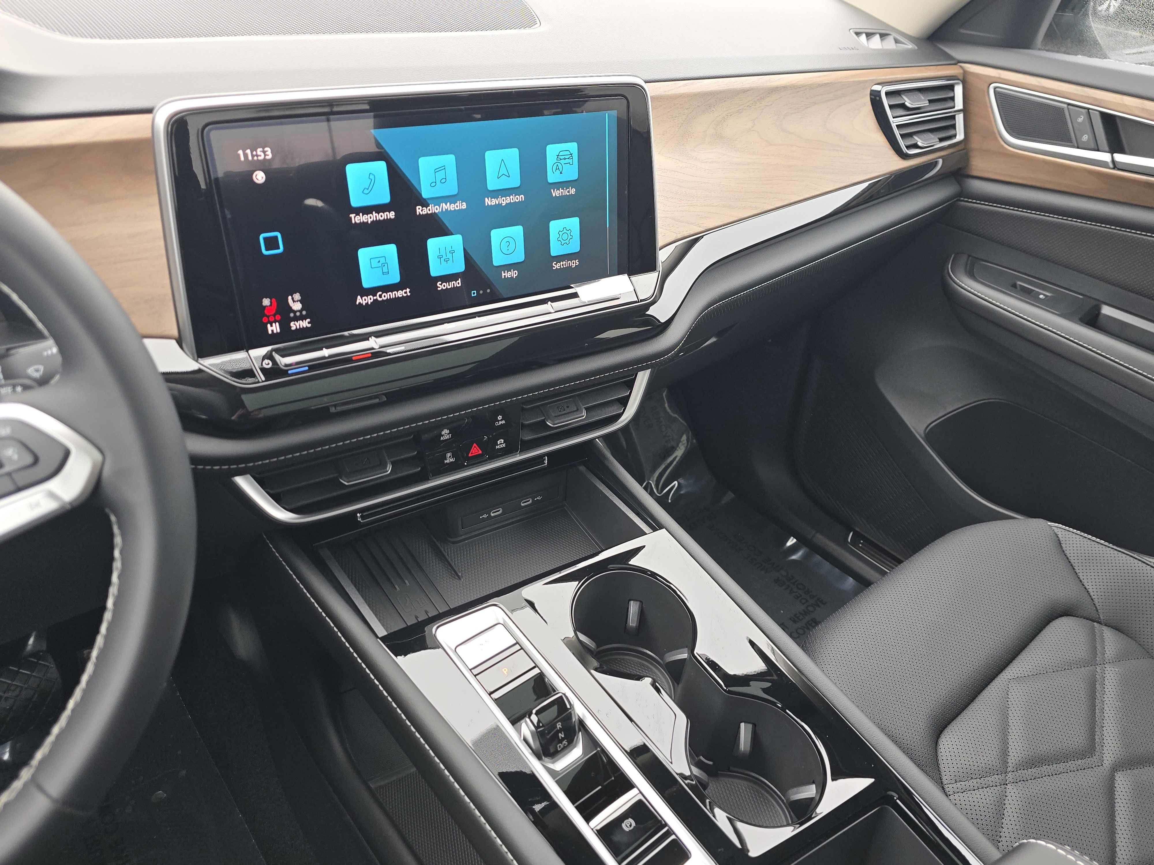 New 2026 Volkswagen Atlas SE image 24