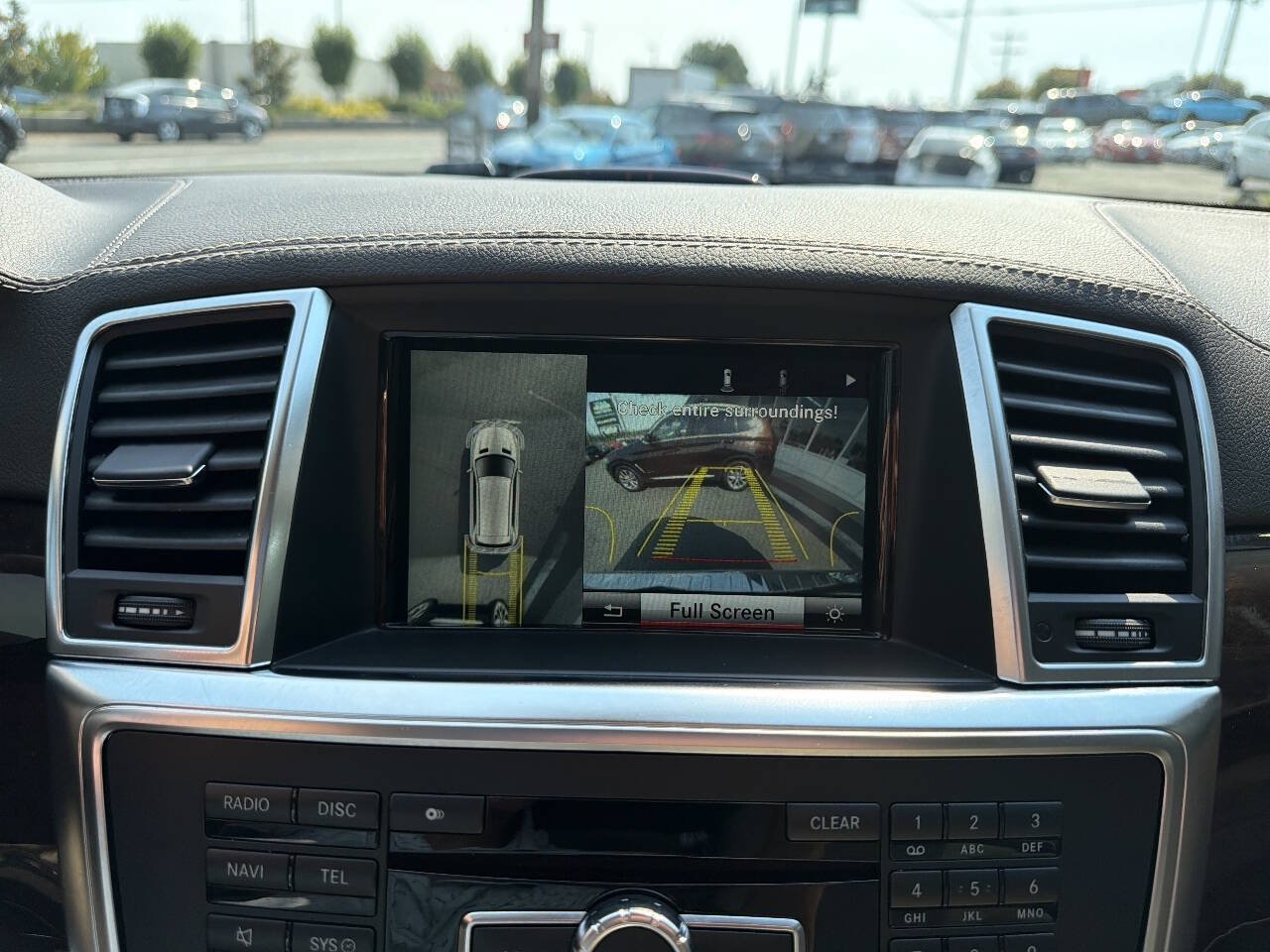 Used 2014 Mercedes-Benz GL 450 4MATIC image 32