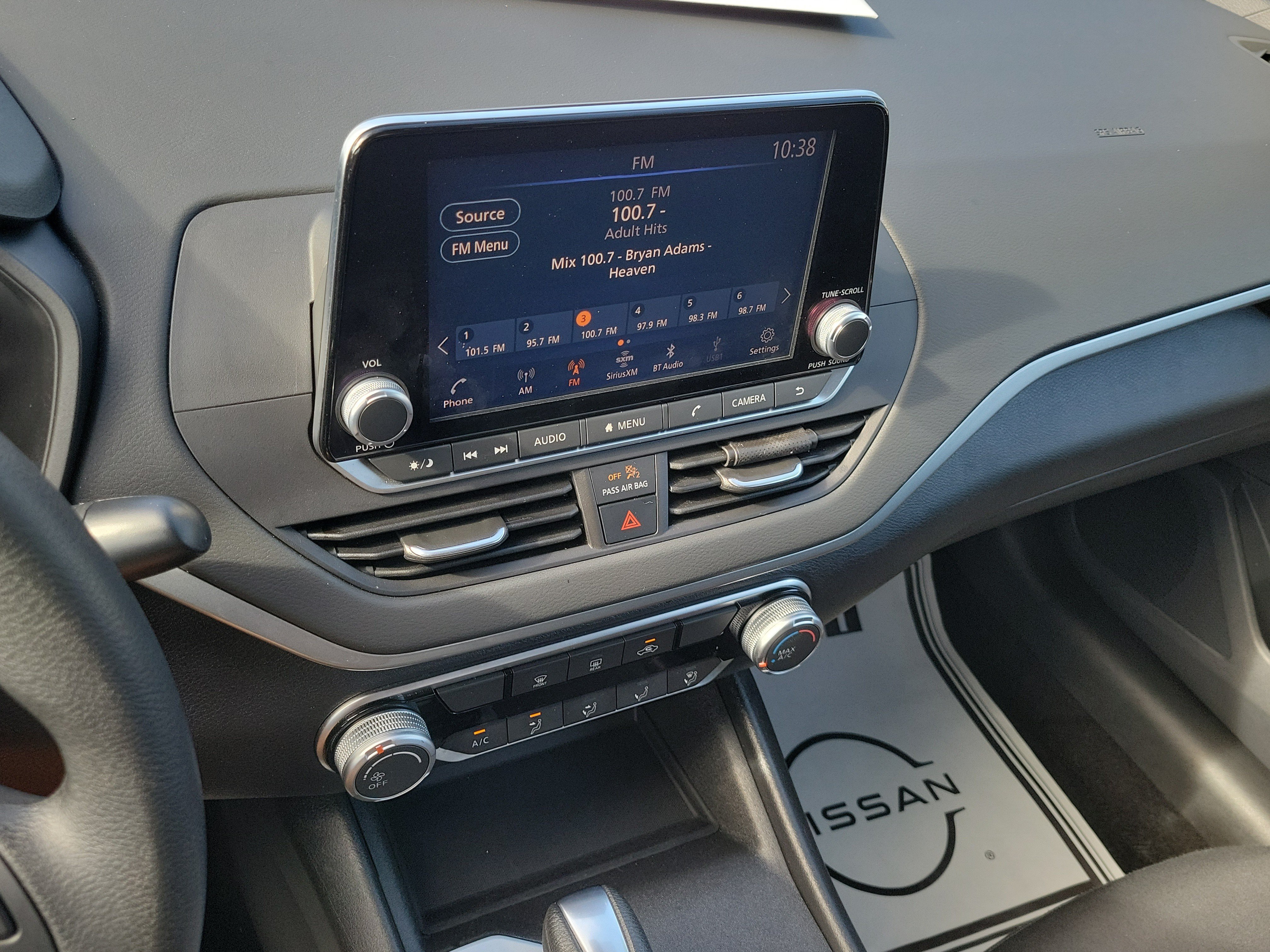 Certified 2025 Nissan Altima 2.5 S FWD image 24