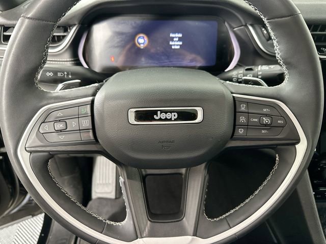 Used 2023 Jeep Grand Cherokee Altitude AWD/4WD image 21