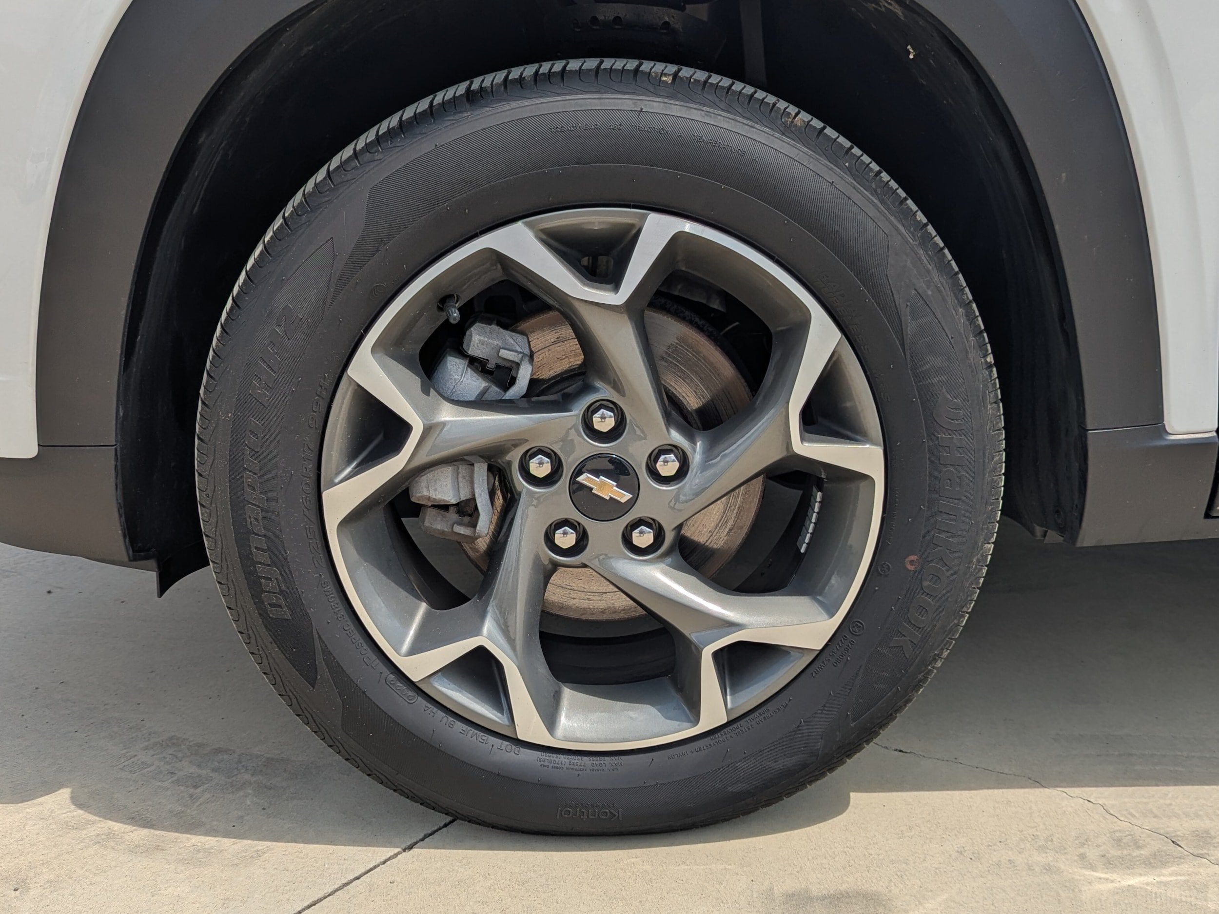 Used 2024 Chevrolet Trax LT w/ Driver Confidence Package FWD image 7