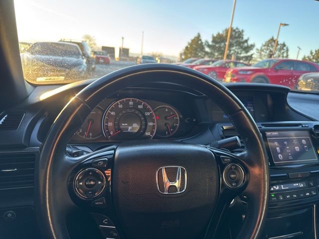 Used 2017 Honda Accord EX-L image 18