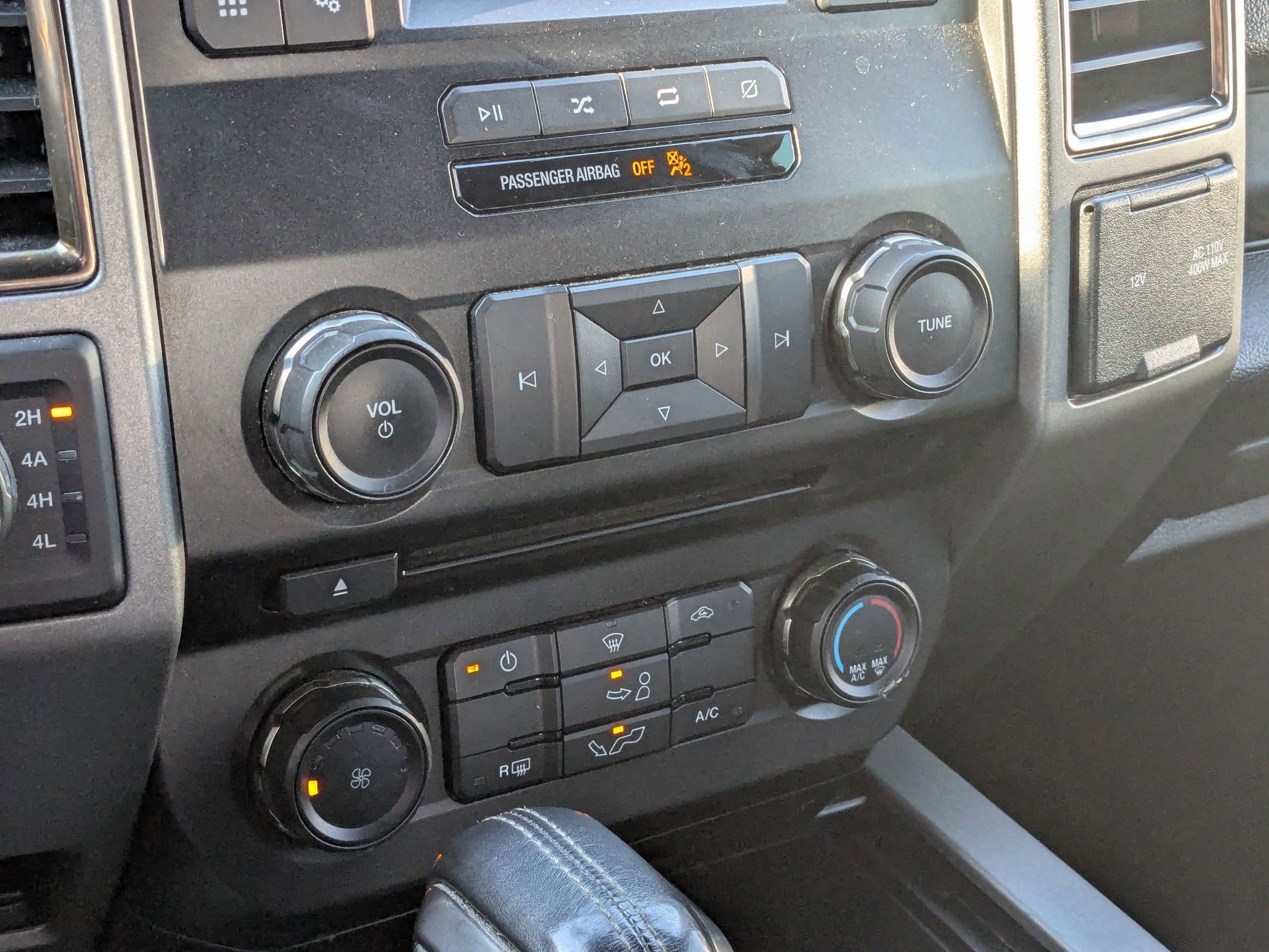 Used 2018 Ford F150 Raptor image 25