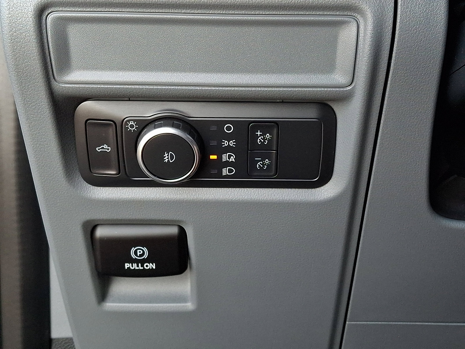 Certified 2023 Ford F150 XLT image 25