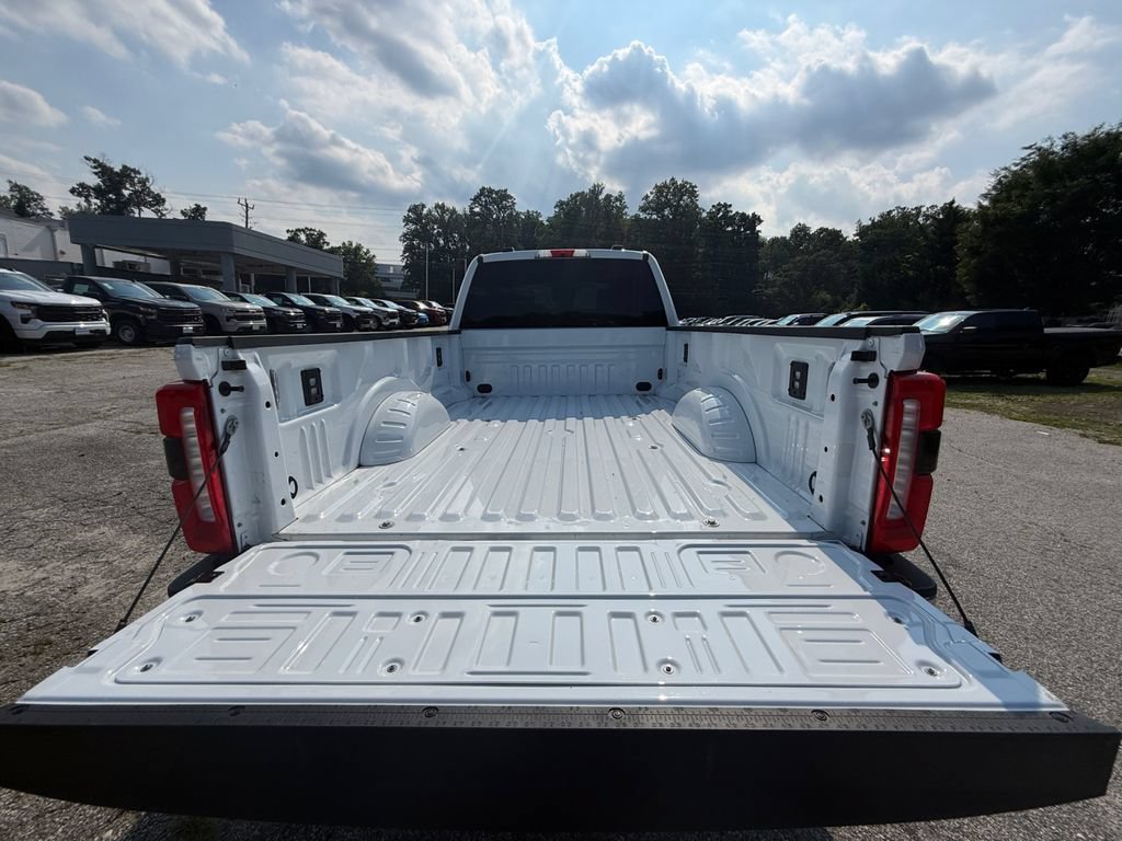 Used 2025 Ford F350 Lariat w/ Camper Package AWD/4WD image 27