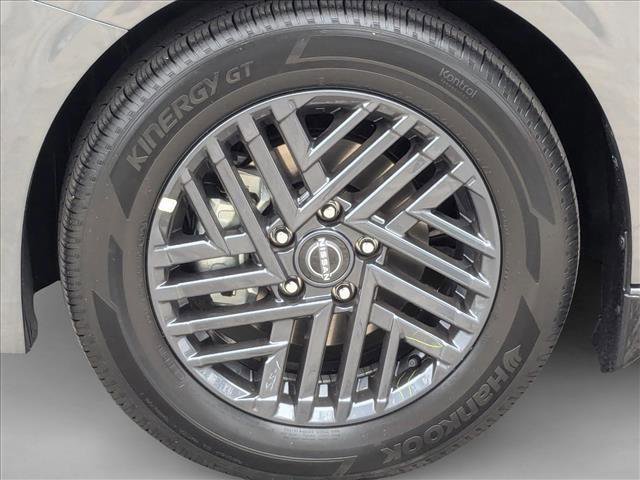 New 2026 Nissan Sentra SV w/ Floor Mat Package image 15