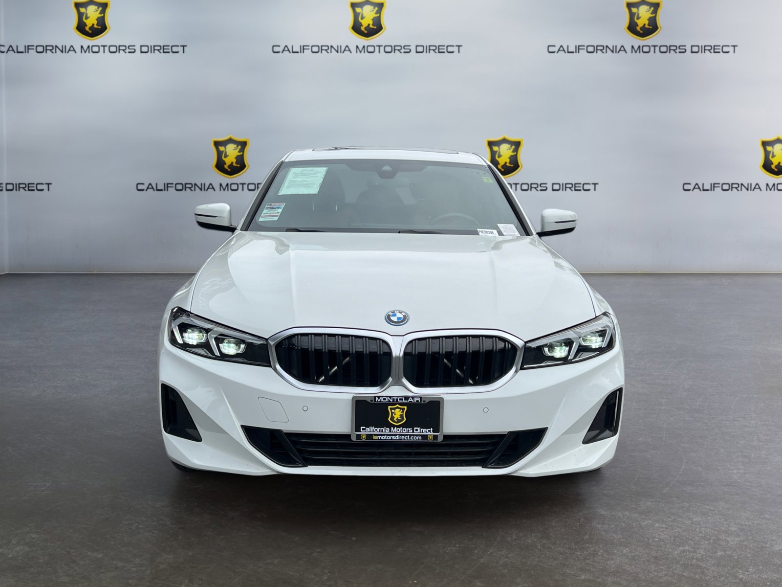 Used 2023 BMW 330e w/ Premium Package image 8